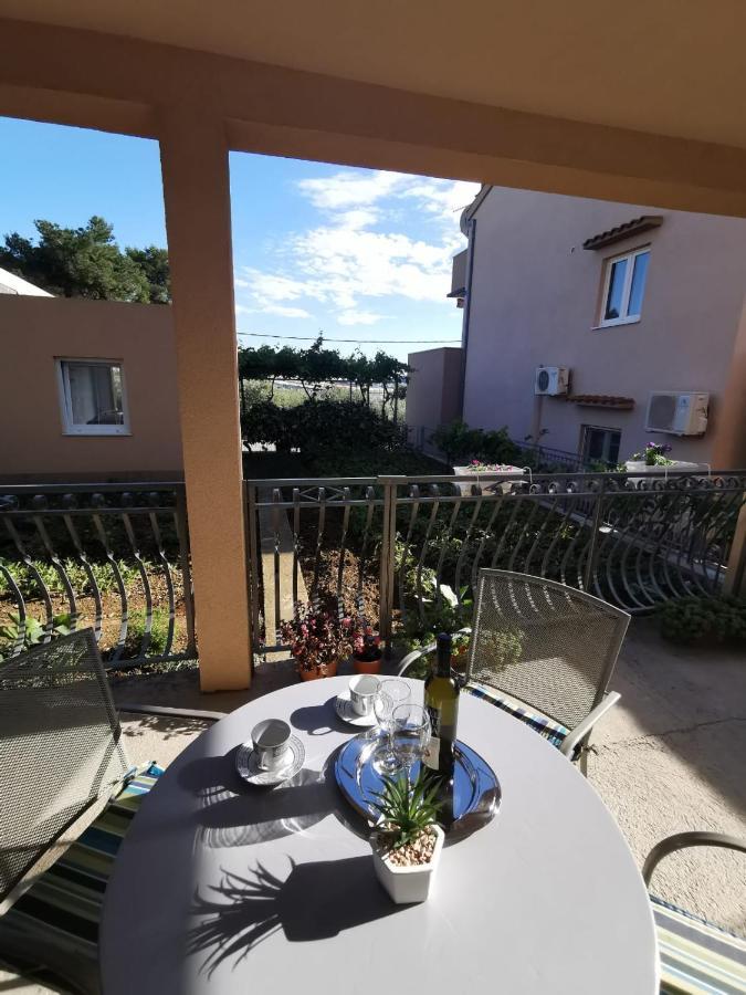 Apartment Ana Kaštel Sućurac Екстериор снимка