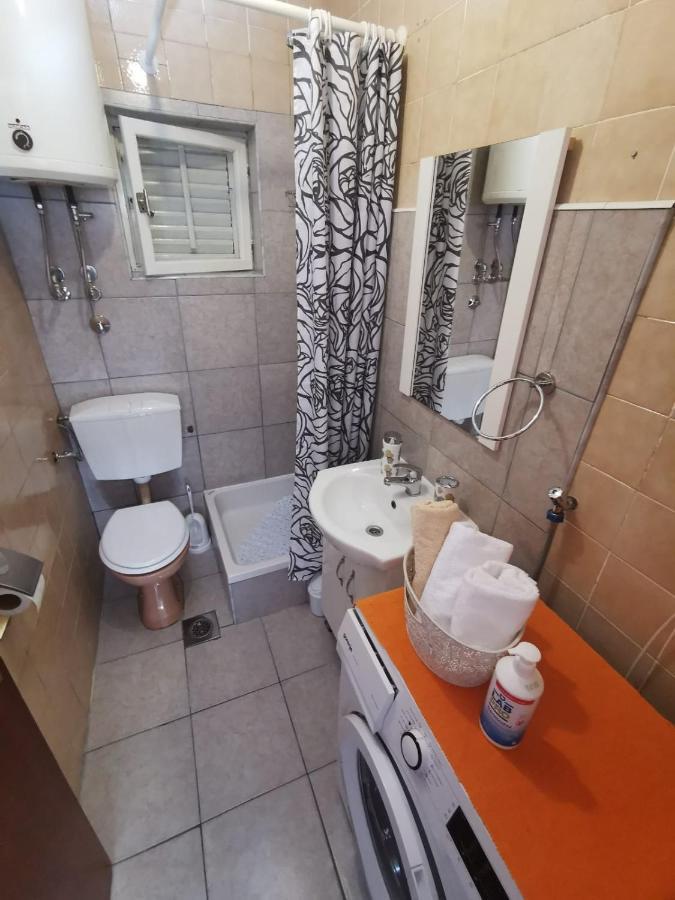 Apartment Ana Kaštel Sućurac Екстериор снимка